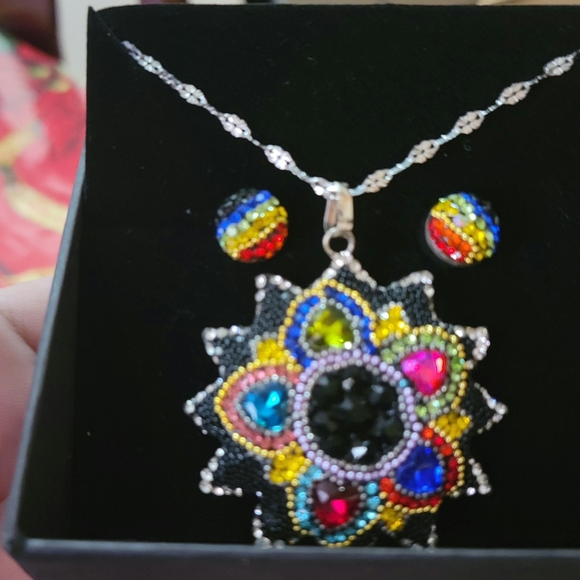 9.25 silver medal chain and earrings set - Picture 1 of 5